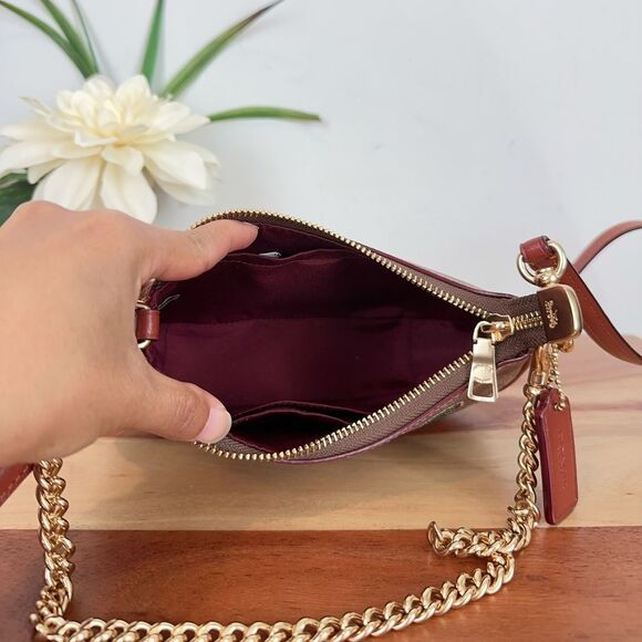 NWT Coach Teri Mini‎ Crossbody Bag In Signature Canvas With Sticker Print - Picture 9 of 10